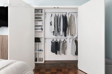 A king-sized one-bedroom with the rare privilege of a key to - photo 6