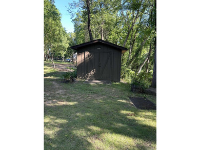 Tucked away near the beautiful Little Red River, this inviting - photo 37