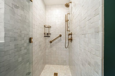 Welcome to this incredible 3-bedroom, 3-bathroom home completely - photo 44
