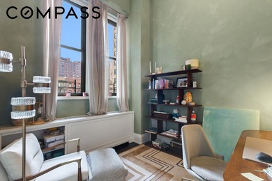NEW PRICE for this spacious West Chelsea Condo Loft features 2 - photo 8