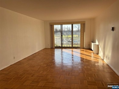 Bright, west facing 2 BR, 2 Bath coop in the heart of Fort Lee - photo 14