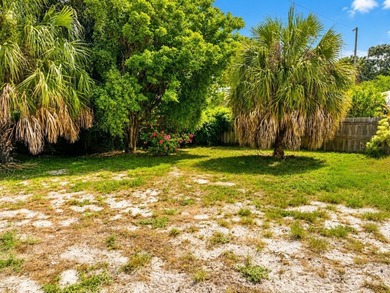 Beautifully renovated 2-bedroom, 1-bath home in the desirable - photo 16