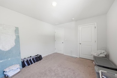 Welcome to 512 Latigo Way, a spacious 5-bedroom, 3.5-bath home - photo 19