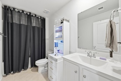 Welcome to 512 Latigo Way, a spacious 5-bedroom, 3.5-bath home - photo 20