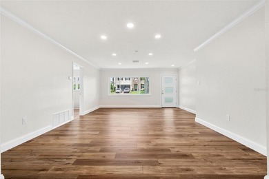 Virtually Staged. Tucked into one of Tarpon Springs' most - photo 8