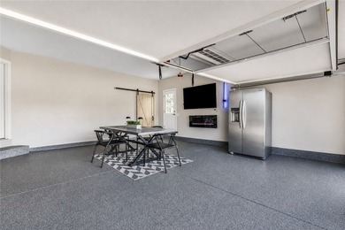 The one you've been waiting for, where luxury updates - photo 30