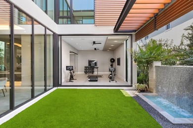 A singular expression of modern serenity and architectural - photo 41