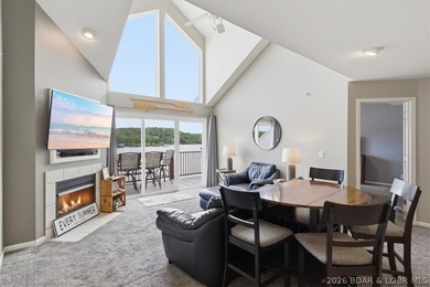 REDUCED! WOW, just WOW! 4 bedrooms, 3 full baths, a 12 x 32 boat - photo 3
