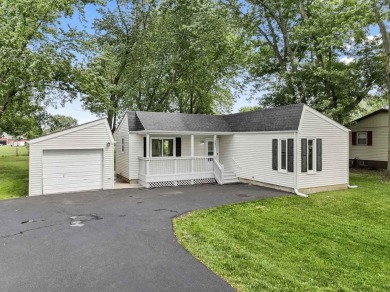 Lake Home For Sale in Sandwich, Illinois