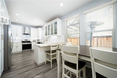 Step into this charming detached 3-bedroom, 2.5-bath home by - photo 8