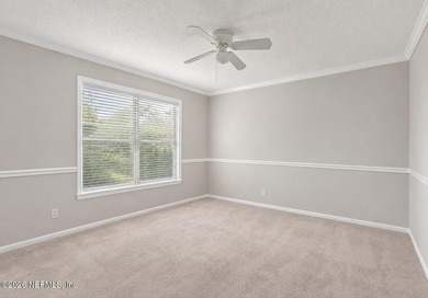 Welcome Home.... to this well maintained home in the highly - photo 13