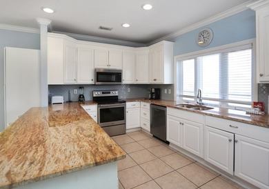 Looking for a great Gulf Front rental with a pool, consistent - photo 13