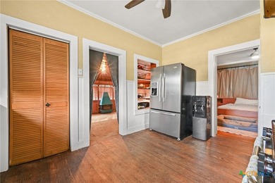 Opportunity knocks in the heart of Martindale! This charming - photo 13