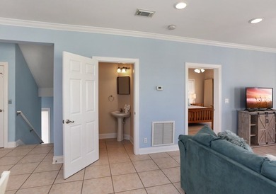 Looking for a great Gulf Front rental with a pool, consistent - photo 15