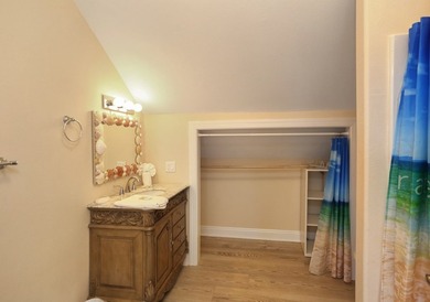 Looking for a great Gulf Front rental with a pool, consistent - photo 36