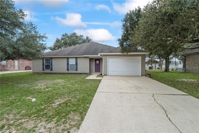 Lake Home For Sale in Covington, Louisiana