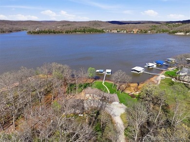 Ranch Style Lakefront Home with 300ft of Shoreline, 1.5 Acres, & - photo 3