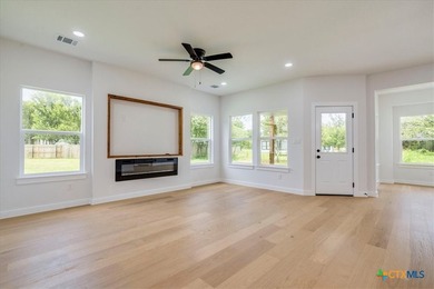 Beautifully crafted modern farmhouse located on an oversized 0 - photo 13