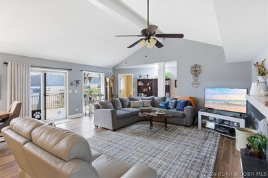 Ranch Style Lakefront Home with 300ft of Shoreline, 1.5 Acres, & - photo 6