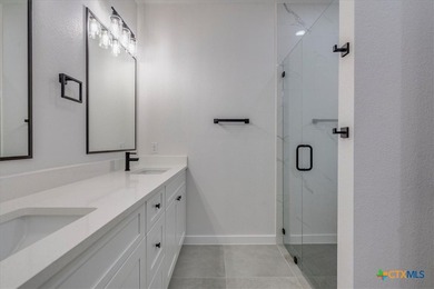 Beautifully crafted modern farmhouse located on an oversized 0 - photo 22