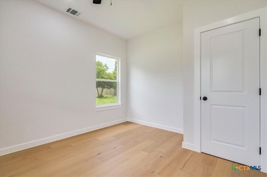 Beautifully crafted modern farmhouse located on an oversized 0 - photo 24