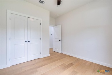 Beautifully crafted modern farmhouse located on an oversized 0 - photo 29