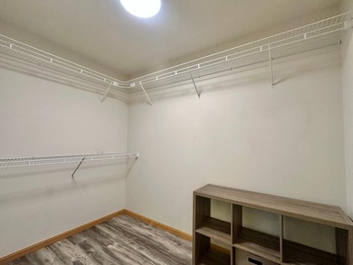 Beautifully maintained one-level living with modern updates - photo 34