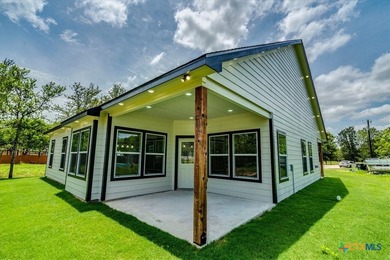 Beautifully crafted modern farmhouse located on an oversized 0 - photo 34