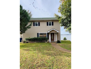 Lake Home For Sale in Mabank, Texas