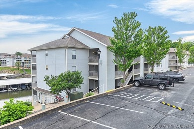 This stunning 2-level condo at Regatta Bay is everything a lake - photo 3