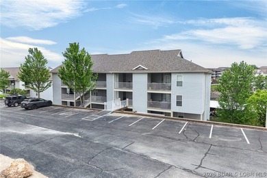 This stunning 2-level condo at Regatta Bay is everything a lake - photo 4