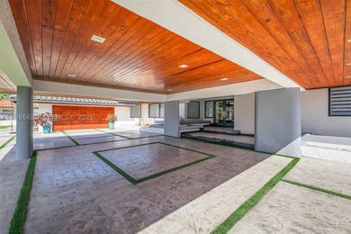 Welcome to this masterpiece of modern architecture! Experience - photo 4