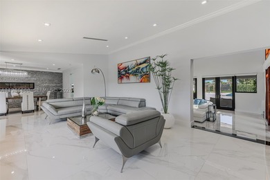 Welcome to this masterpiece of modern architecture! Experience - photo 7