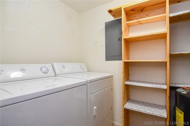 This is the perfect lakefront condo just in time for summer! - photo 6