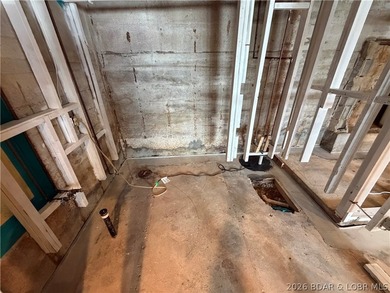 Affordable lakefront opportunities under $300K are becoming - photo 26