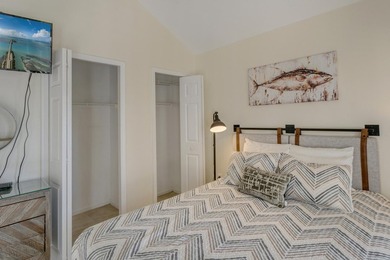 Experience Florida Keys waterfront living in this beautifully - photo 27