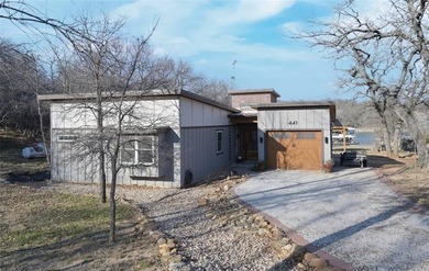 Lake Bridgeport Home For Sale in Chico Texas