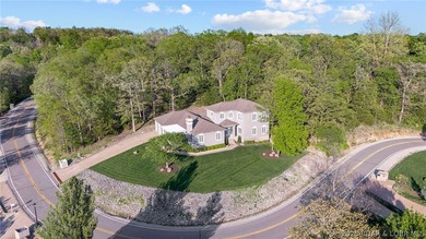 Year round lake views in the highly sought-after Regency Cove - photo 1