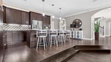 Year round lake views in the highly sought-after Regency Cove - photo 8