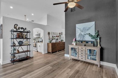 Stunning 3-bedroom, 2-bath waterfront home in the desirable - photo 12