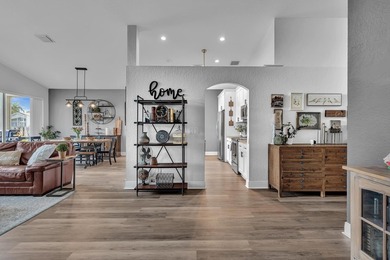 Stunning 3-bedroom, 2-bath waterfront home in the desirable - photo 13