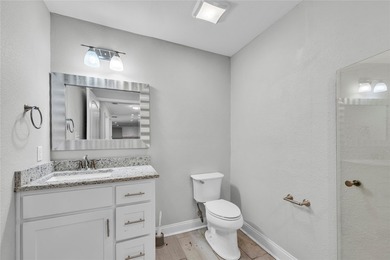 ULTIMATE FLEXIBILITY and LUXURY, REMODELED 4 BED, 3 BATH HOME ON - photo 19