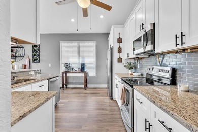 Stunning 3-bedroom, 2-bath waterfront home in the desirable - photo 27