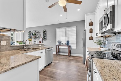 Stunning 3-bedroom, 2-bath waterfront home in the desirable - photo 28