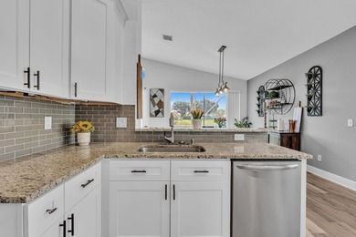 Stunning 3-bedroom, 2-bath waterfront home in the desirable - photo 29