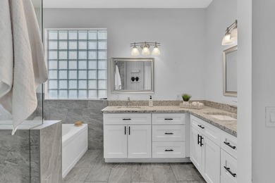 Stunning 3-bedroom, 2-bath waterfront home in the desirable - photo 38