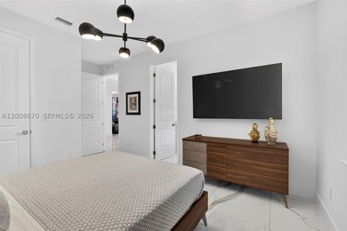 Stunning 4-year-young one-story residence in prestigious Ibis - photo 43