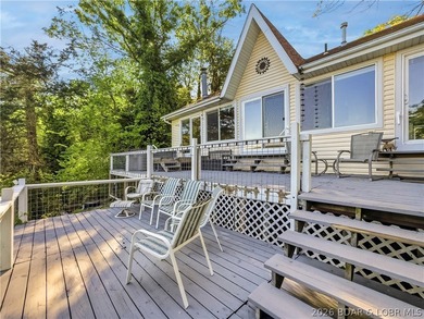 Great Lake View and nice open Decks with a Hot Tub! Vaulted - photo 5