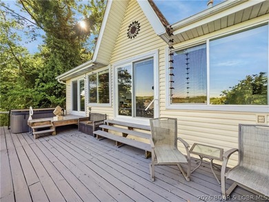 Great Lake View and nice open Decks with a Hot Tub! Vaulted - photo 6