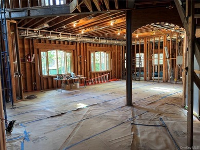 EXTRA LARGE LOT OPPORTUNITY AWAITS! This partially built home - photo 4